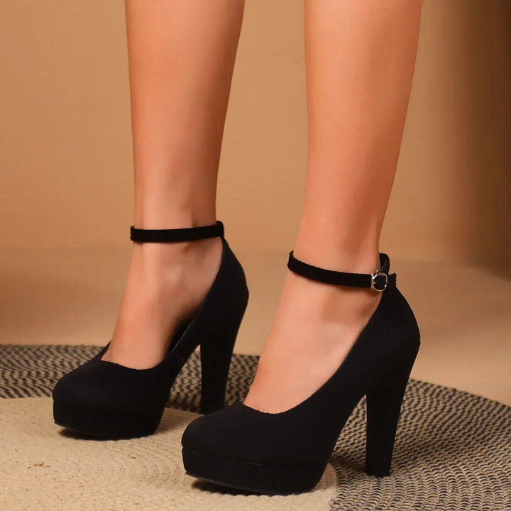 MONTE VITSO – Noir Elegance Heels