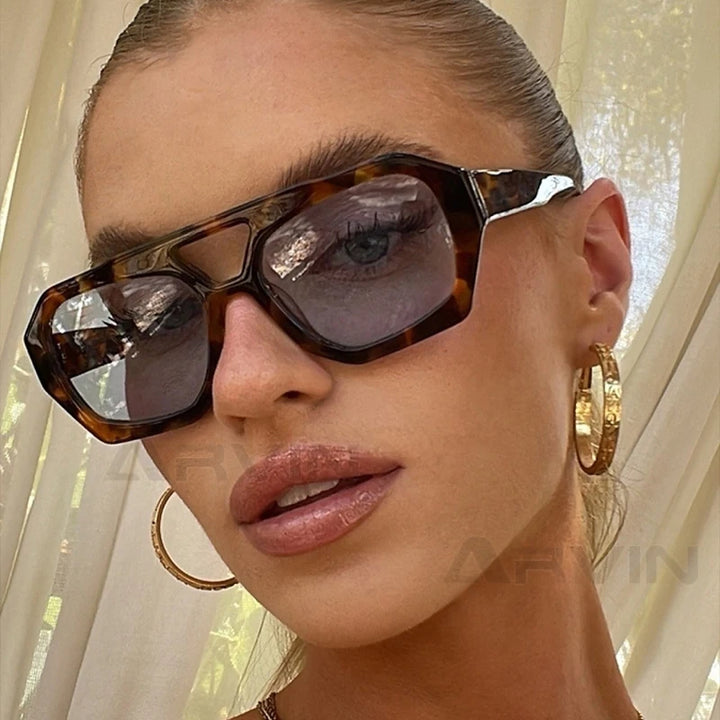 Velour – Luxury Square Sunglasses