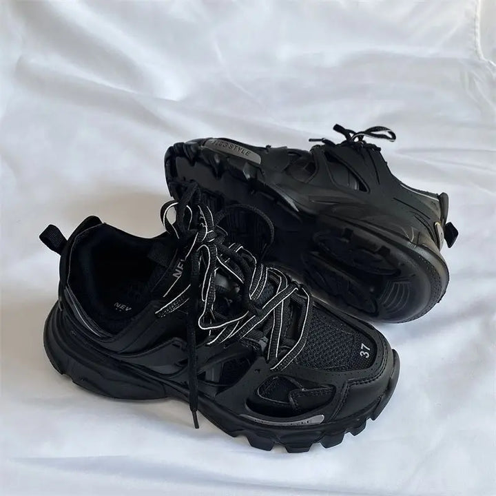 MONTE VITSO – Shadow Chunk Sneakers