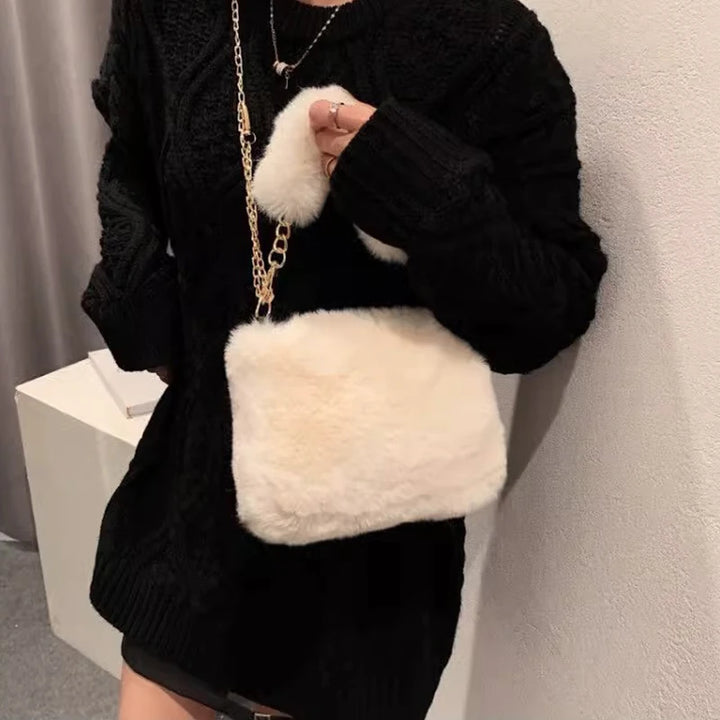 NOIR LUXE - Plush Bag